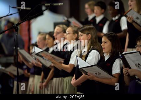 Austin, TX 29 gennaio 2008: Il Coro per bambini di Austin, un gruppo di bambini, esegue canzoni del Texas al gala del Bob Bullock Texas state History Museum. ©Bob Daemmrich Foto Stock