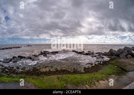 Ness Point e il Mare del Nord a Lowestoft, Suffolk, Regno Unito. Il punto più orientale dell'Inghilterra. Foto Stock