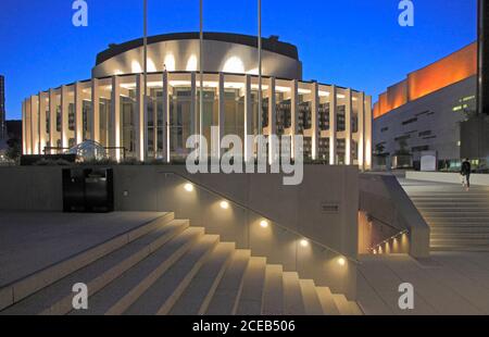 Canada, Quebec, Montreal, Quartier des Spectacles, Place des Arts, Foto Stock