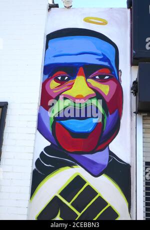 Los Angeles, California, USA 31 agosto 2020 UNA visione generale dell'atmosfera di George Floyd Street Art Mural il 31 agosto 2020 a Los Angeles, California, USA. Foto di Barry King/Alamy Stock foto Foto Stock