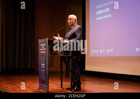 Porto, Portogallo. 01 settembre 2020. Primo Ministro del Portogallo, Antonio Costa parlando durante la presentazione dell'App Stayaway Covid, al superiore Istituto di Ingegneria di Porto.questa App mira a rendere noto agli utenti le persone infettate con covid-19 senza compromettere i dati e le informazioni personali che li riguardano. Credit: SOPA Images Limited/Alamy Live News Foto Stock