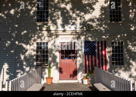 Centro visitatori presso Hall Tavern, Old Main St, Historic Deerfield, Deerfield, Massachusetts, USA Foto Stock