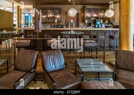 Bar dell'Hotel Lenkerhof, Lenk, Svizzera Foto Stock