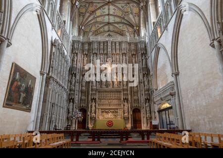 Altare maggiore di St Alban e schermo di Wallingford nella Cattedrale di St Albans, St Albans, Regno Unito. Foto Stock