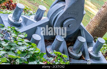 Ancoraggio cavo ponte sospensione Foto Stock