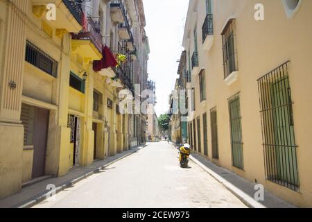 Strade da Cuba, l'Avana Foto Stock