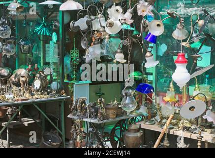 Mercato delle pulci in Piazza dei Ciompi, Firenze, Toscana, Italia Foto Stock