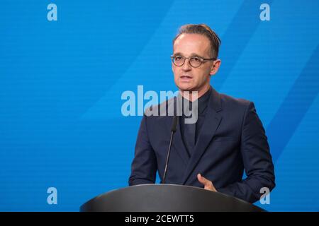 Berlino, Germania. 02 settembre 2020. Heiko Maas, ministro degli Affari esteri tedesco, intervenendo presso l'Ufficio federale degli affari esteri su un comunicato stampa con il ministro tedesco della difesa (non nella foto). Il Ministero degli Esteri ha convocato l’ambasciatore russo a causa dei nuovi risultati delle indagini su un avvelenamento del critico del Cremlino Nawalny. Credit: Stefanie Loos/AFP Pool/dpa/Alamy Live News Foto Stock