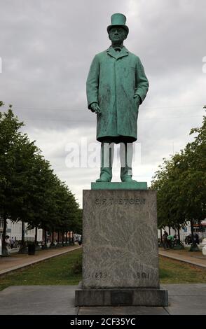 Statua di Carl Frederik Tietgen a Sankt Annae Plads in Copenaghen Foto Stock