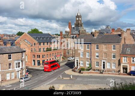 Vista sulla città dalla Torre di Clifford, Clifford Street, York, North Yorkshire, Inghilterra, Regno Unito Foto Stock