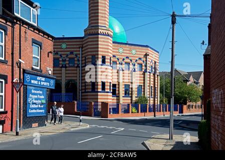 Makkah Masjid Moschea, Brudenell Road, Hyde Park, Leeds, West Yorkshire, Inghilterra Regno Unito Foto Stock