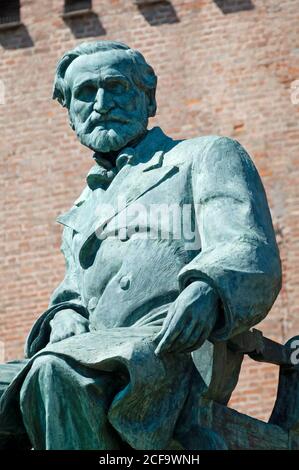 Italia, Lombardia, Busseto, Monumento Giuseppe Verdi di Luigi secchi datato 1913 Foto Stock