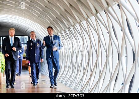 Haarlemmermeer, Paesi Bassi. 04 settembre 2020. Re Willem-Alexander dei Paesi Bassi apre il controllo del traffico aereo Polaris all'aeroporto di Schiphol, il 4 settembre 2020. Credit: Patrick van Katwijk/ |/dpa/Alamy Live News Foto Stock