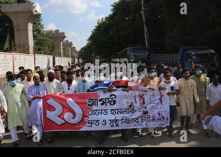 Dhaka, Dhaka, Bangladesh. 4 Settembre 2020. Le alleanze del partito di Rulling chiedono la pena di morte degli omicidi che sono responsabili per l'attacco di granata del 21 agosto a Sheikh Hasina! Credit: Md. Rakibul Hasan/ZUMA Wire/Alamy Live News Foto Stock