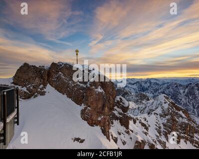 Grainau, Landkreis Garmisch-Partenkirchen, alta Baviera, libero Stato di Baviera, Germania, Zugspitze, Monti Wetterstein, Alpi Bavaresi, Alpi Foto Stock