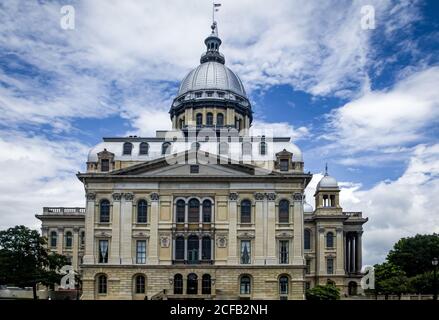 Vista dettagliata dell'ala sud del Campidoglio dell'Illinois A Springfield Foto Stock