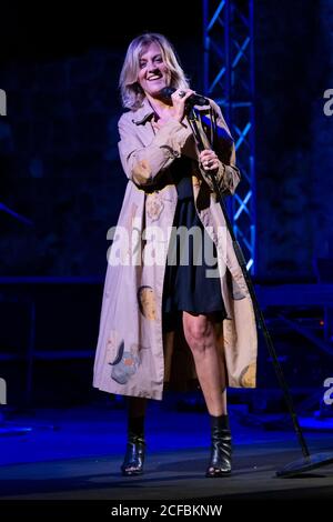 Casertavecchia, Italia. 03 settembre 2020. Il cantautore Irene grandi in concerto a Casertavecchia per l'evento 'settembre al Borgo 2020'. (Foto di Gennaro Buco/Pacific Press) Credit: Pacific Press Media Production Corp./Alamy Live News Foto Stock