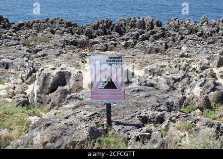 Rocce cadenti a Boca do Inferno, Cascais, Portogallo Foto Stock