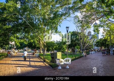 Parque Principal - parco cittadino a Valladolid, Penisola dello Yucatan, Messico Foto Stock