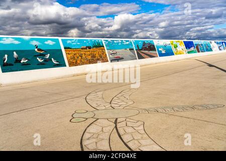 La Seawall Gallery sul molo di Gimli, Manitoba, Canada. Foto Stock