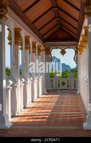 Wat Laem Sak - Tempio a Phang Nga Bay, Laem Sak. Regione di Krabi, Tailandia Foto Stock