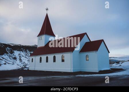 Reyniskyrka chiesa in Vik y Myrdal, Islanda in inverno Foto Stock