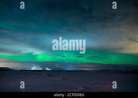 Aurora boreale nel cielo dell'Islanda Foto Stock