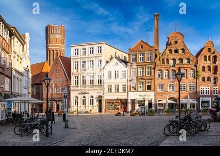 Am Sande con edifici storici a Lüneburg, Germania Foto Stock