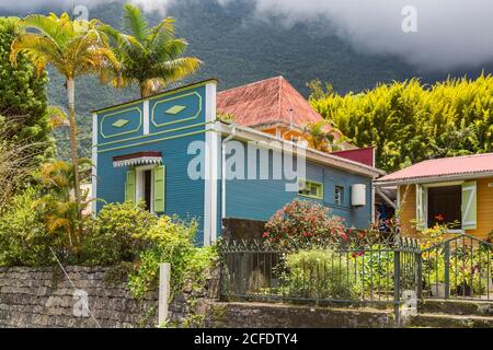 Case coloniali a Hell-Bourg, uno dei più bei villaggi di Francia, Cirque de la Salazie bacino vulcanico, 930 m sul livello del mare, Reunion Foto Stock