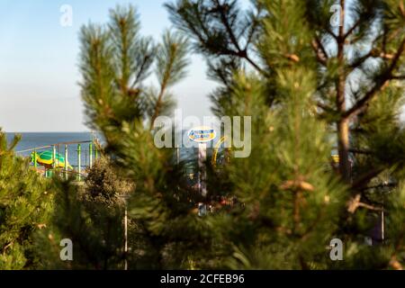 SOUTHEND-ON-SEA, ESSEX - 24 MARZO 2019. Un cartello al parco divertimenti Adventure Island a Southend-on-Sea in Essex, il 24 marzo 2019. Foto Stock