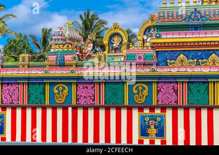 Tempio indù di Petit Bazar, Saint-André, Isola di Reunion, Francia, Africa, Oceano Indiano Foto Stock