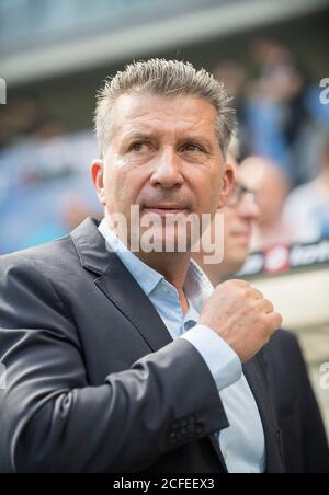 Il presidente di Hoffenheim Peter HOFMANN (61) muore dopo una grave malattia. Archivio foto: Peter HOFMANN (presidente 1899) Calcio 1. Bundesliga, 34th matchday, TSG 1899 Hoffenheim (1899) - Borussia Dortmund (DO) 3: 1, il 12 maggio 2018 a Sinsheim/Germania. Â | utilizzo in tutto il mondo Foto Stock