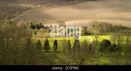 Vista a sud da Coombe Hill sulla scarpata di Chilterns, Buckinghamshire Foto Stock