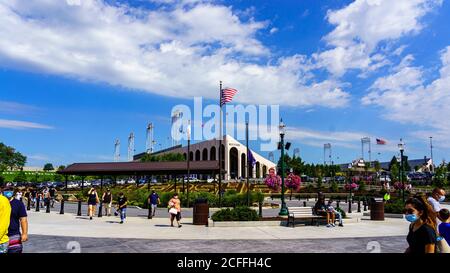 Hershey, PA, USA - 4 settembre 2020: Il nuovo ingresso a Hersheypark, una popolare attrazione di Chocolatetown USA. Foto Stock