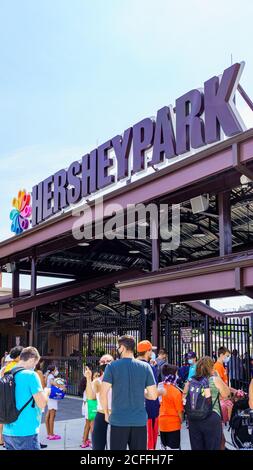 Hershey, Pennsylvania, USA - 4 settembre 2020: Il cartello d'ingresso a Hersheypark, una popolare attrazione di Chocolatetown USA. Foto Stock