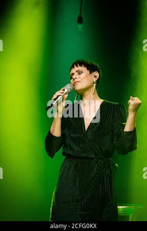 Berna, Svizzera. 04 settembre 2020. La cantante svizzera Francine Jordi ha tenuto un concerto dal vivo a Bierhübeli a Berna. (Photo Credit: Gonzales Photo/Tilman Jentzsch/Alamy Live News Foto Stock