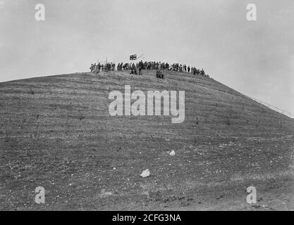 Cerimonia di piantare l'albero del re. Foresta del Giubileo 19 1935 dicembre ca. 1935 Foto Stock