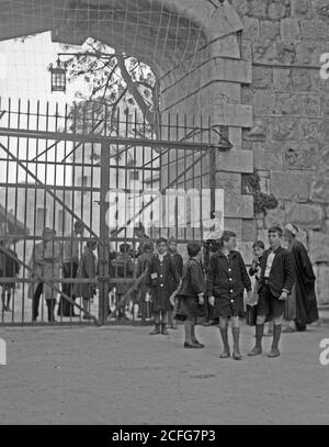 Didascalia originale: Disturbo 1938. Nuova porta chiusa con cancello bar - posizione: Gerusalemme ca. 1938 Foto Stock