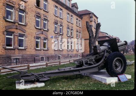 Caserma militare francese, Offenburg, 1980, Germania occidentale. Foto Stock