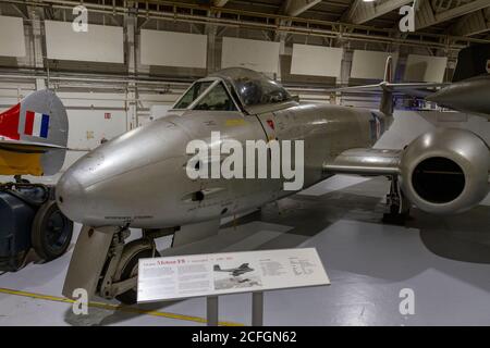 Un intercettore Gloster Meteor F8 (1950-61) in mostra al RAF Museum di Londra, Regno Unito. Foto Stock