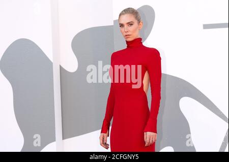 Vanessa Kirby, Pieces of Woman Premiere, 77th Venice Film Festival a Venezia il 05 settembre 2020. Foto di Ron Crusow/imageSPACE/MediaPunch Foto Stock