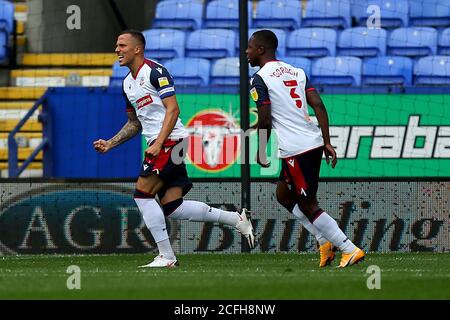 BOLTON, INGHILTERRA. 5 SETTEMBRE 2020 Boltons Antoni Sarcevic festeggia il suo 1-1 durante la prima partita di Carabao Cup tra Bolton Wanderers e Bradford City al Macron Stadium di Bolton. (Credit: Chris Donnelly | MI News) Credit: MI News & Sport /Alamy Live News Foto Stock