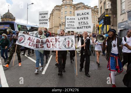 Bristol, Regno Unito. 06 settembre 2020. Centinaia di manifestanti marciano attraverso il centro di Bristol in una protesta All Black Lives Matter. Bristol, Regno Unito. 6 settembre 2020. Credit: Redorbital Photography/Alamy Live News Foto Stock