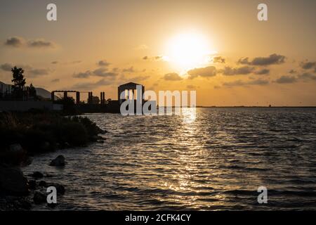 Spettacolare vista del tramonto nella città di Lefkada, la capitale dell'isola. Foto Stock