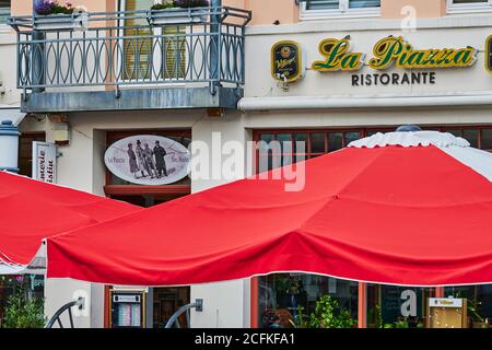 Greifswald, Germania - 31 agosto 2020: Il paesaggio urbano della piazza storica del mercato della città anseatica di Greifswald in Germania. Foto Stock