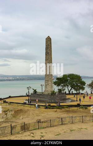 Kerch, Crimea, Russia-07 settembre 2018: obelisco di Gloria agli Eroi immortali sul monte mithridat, dedicato a tutti i soldati morti nella ba Foto Stock