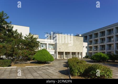 Evpatoria, Crimea, Russia-7 settembre 2019: Costruzione del sanatorio russo fsbi e centro di riabilitazione per orfani e bambini lasciati senza p. Foto Stock