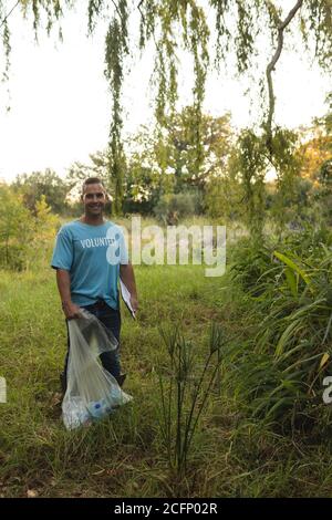 Ritratto di felice maschio caucasico Foto Stock