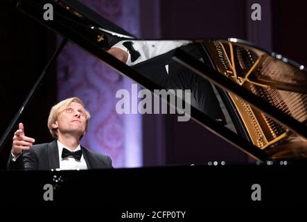 Praga, Repubblica Ceca. 06 settembre 2020. Il pianista ceco Ivo Kahanek si esibisce durante il suo recital all'interno del Dvorak Prague International Music Festival, il 6 settembre 2020, a Praga, Repubblica Ceca. Credit: Katerina Sulova/CTK Photo/Alamy Live News Foto Stock