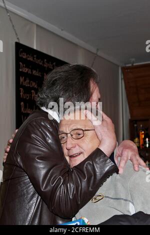 ***6 marzo 2013 FILE FOTO dell'attore Boleslav Polivka, a sinistra, e del regista Jiri Menzel.*** il regista ceco vincitore dell'Oscar Jiri Menzel morì su Saturd Foto Stock